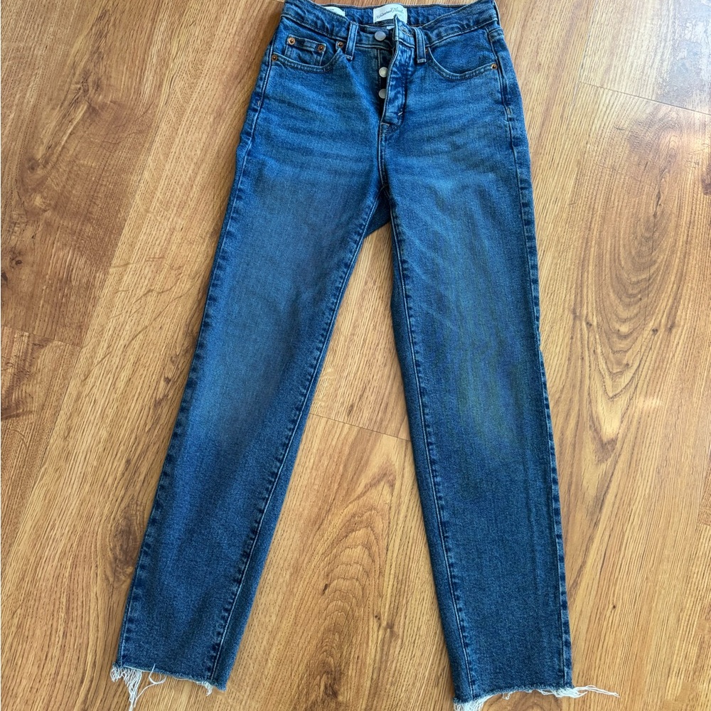 Universal Thread Dark Blue Ankle Jeans